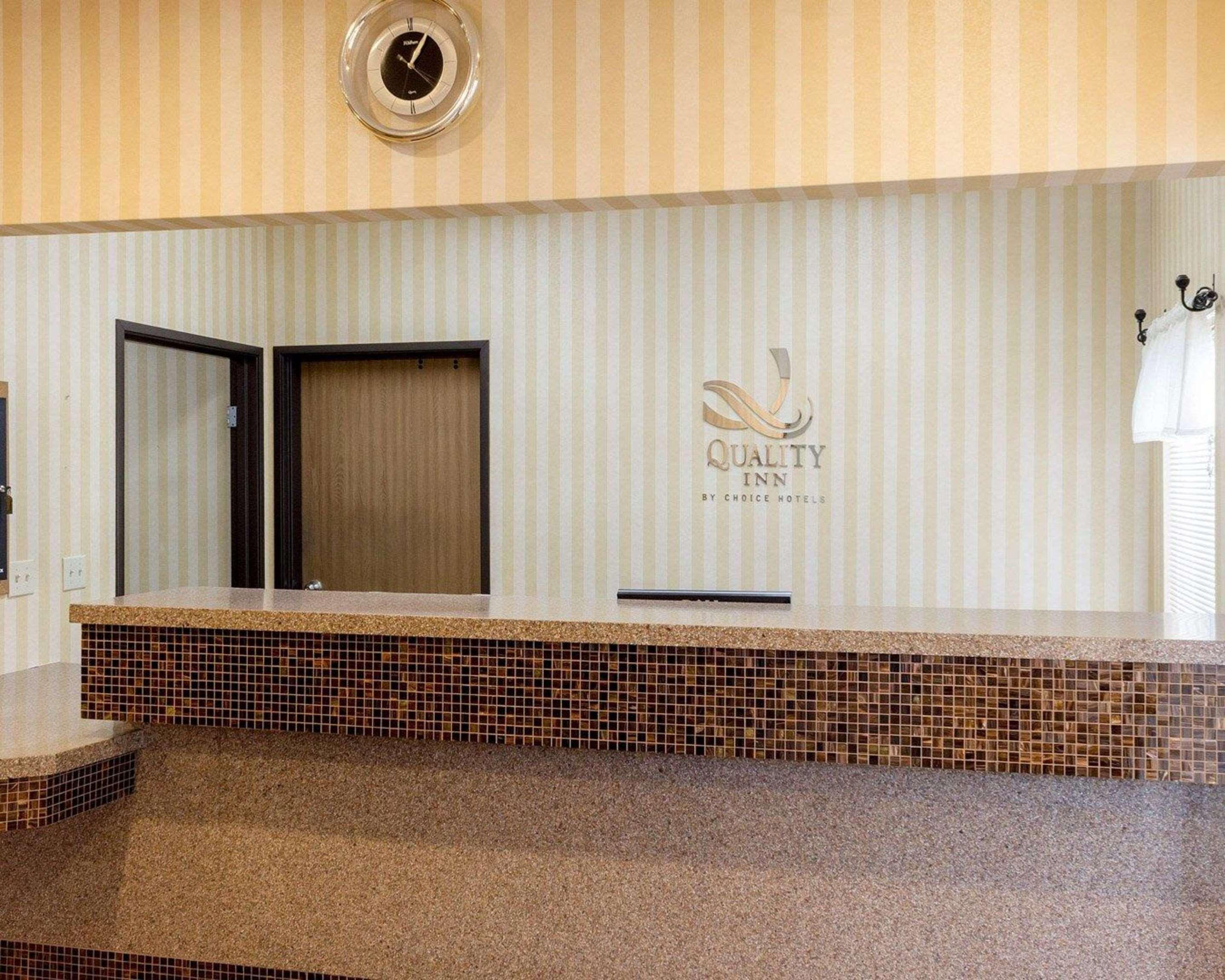 Quality Inn Brookings-University Ngoại thất bức ảnh